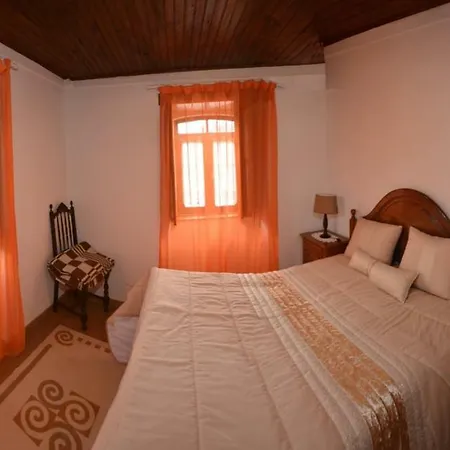 Casa Ferreira Hotel Gois Exterior photo