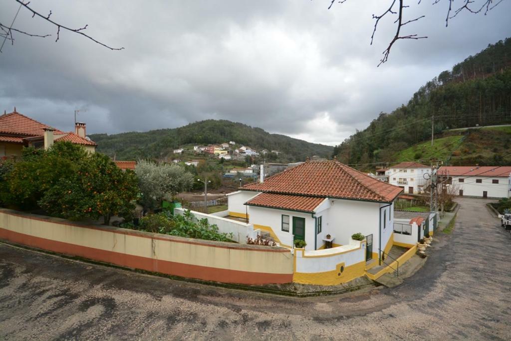 Guest house Casa Ferreira *